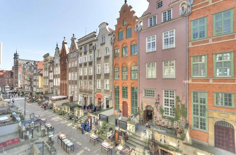 Dom & House - Apartments Old Town Mariacka location